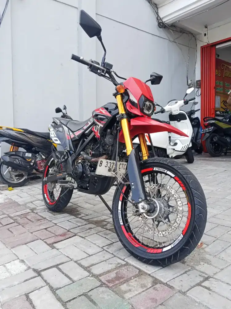 Kawasaki D-Tracker SUPERMOTO SE 2023