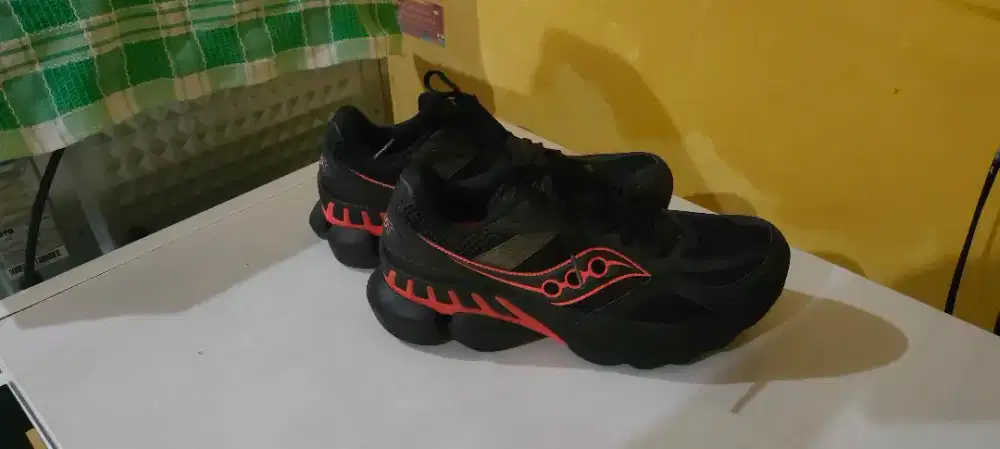 Sepatu Olah Raga