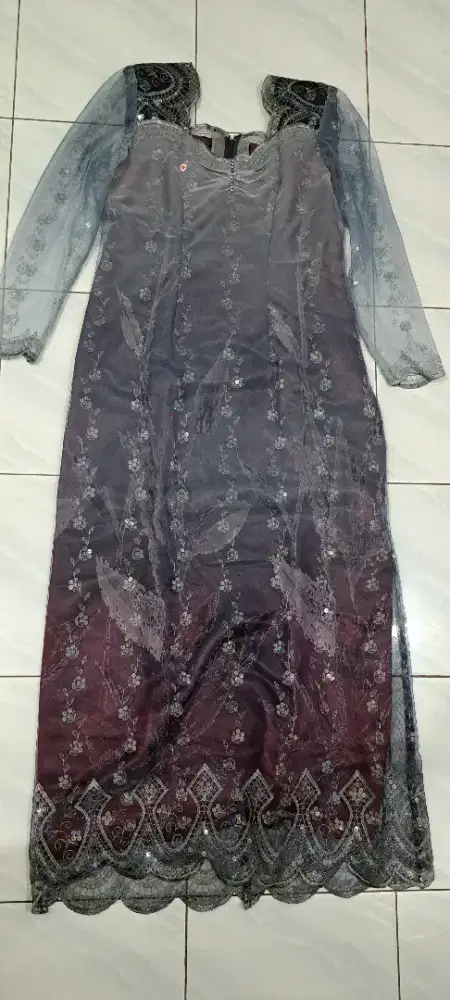 Kebaya payet Mewah biru dongkar gradasi