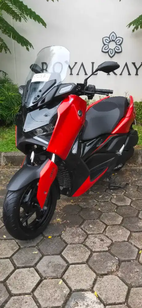 Xmax Connected 2025 B Jakbar km rendah limited colour