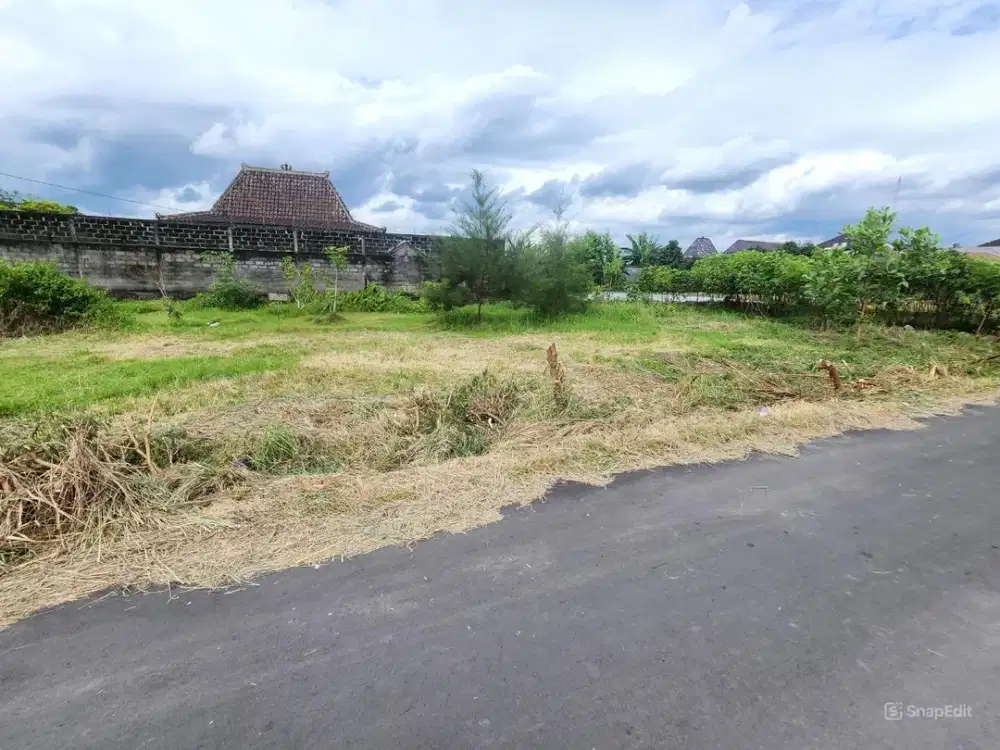 Tanah Dekat SKE Jl. Jambon Jogja Dalam Ringroad Tepi Jalan Siap Bangun
