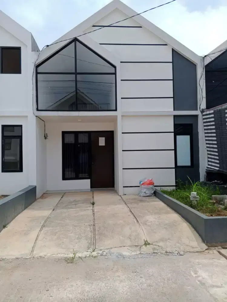 Rumah bebas banjir akses masuk mobil