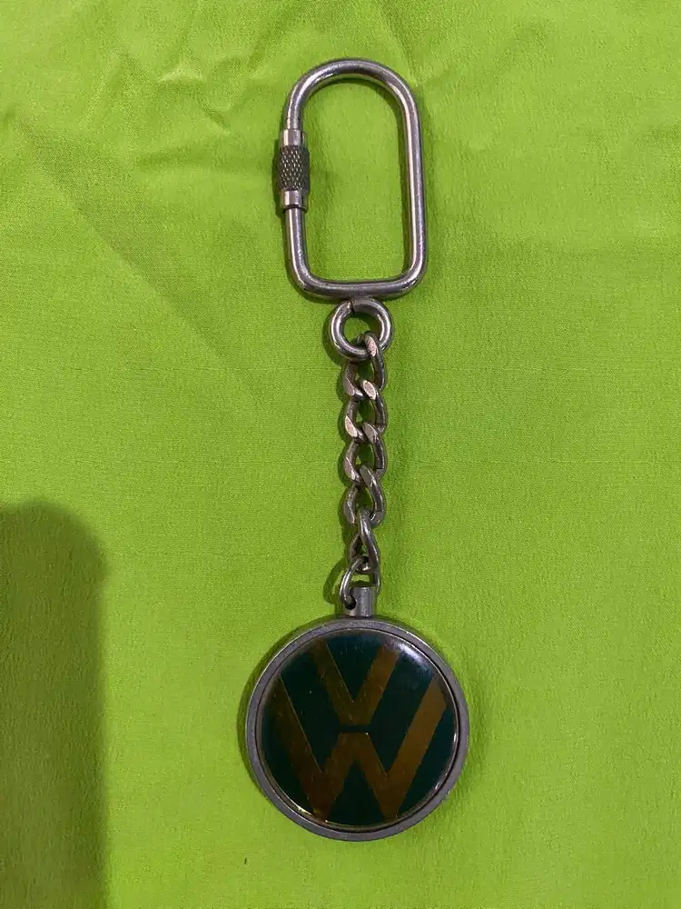 GANTUNGAN KUNCI VOLKSWAGEN/ VW  – PRELOVED