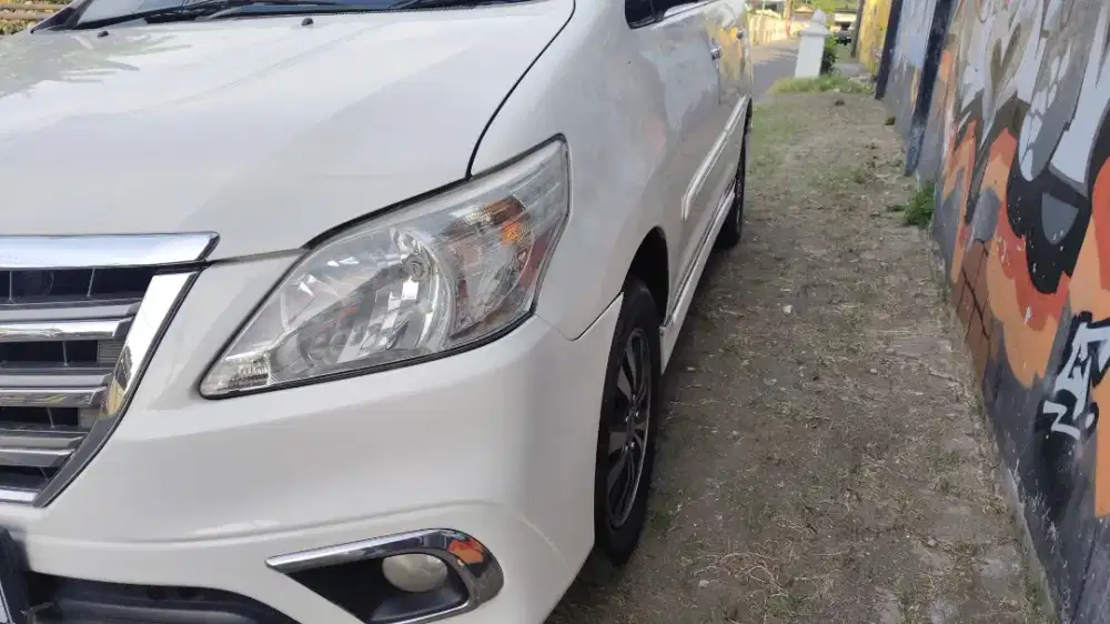 innova Diesel matic 2014 G luxury di jogja
