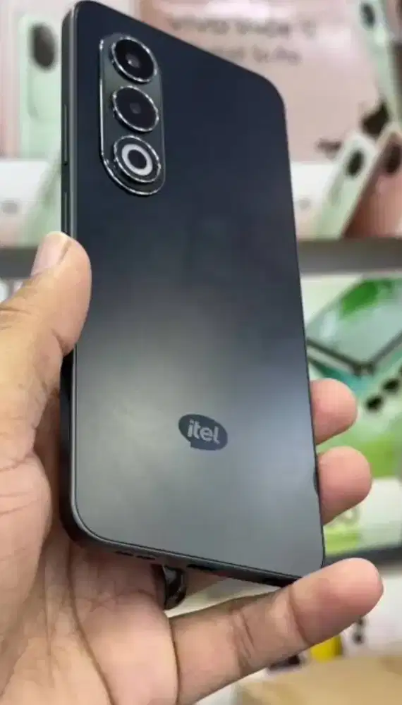 Itel S25_santai