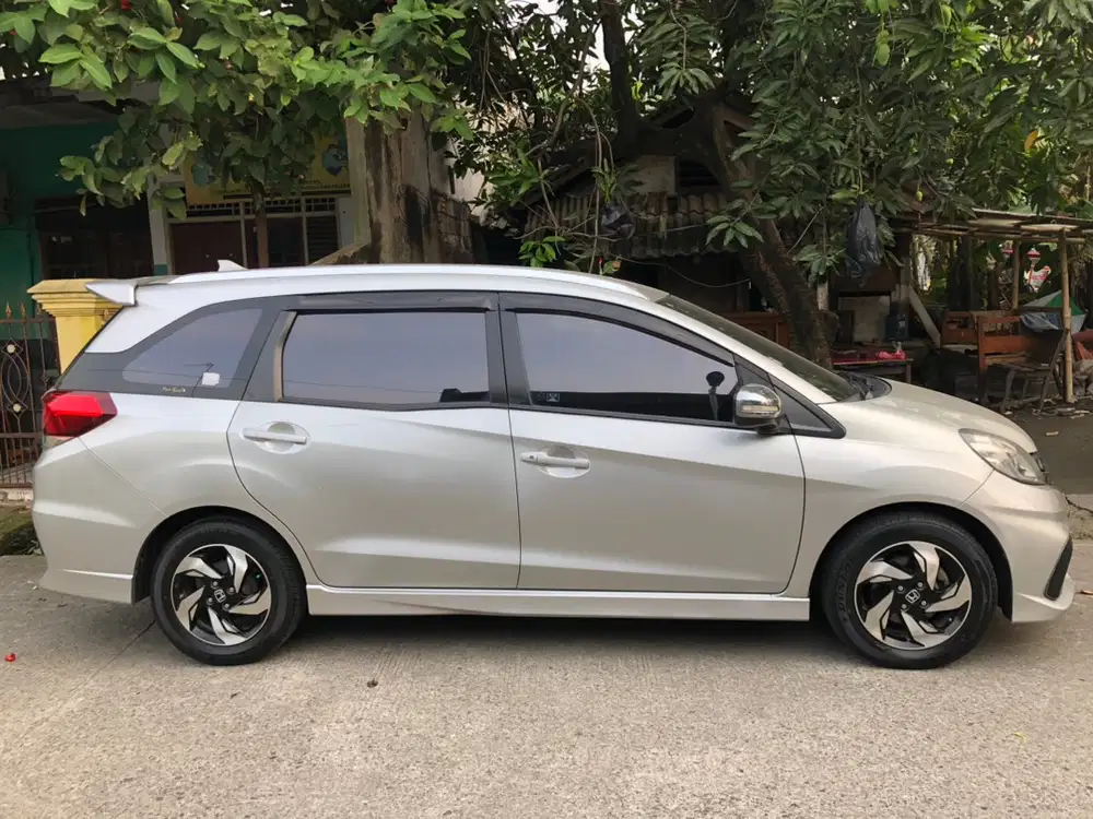 Honda Mobilio 2014 Bensin