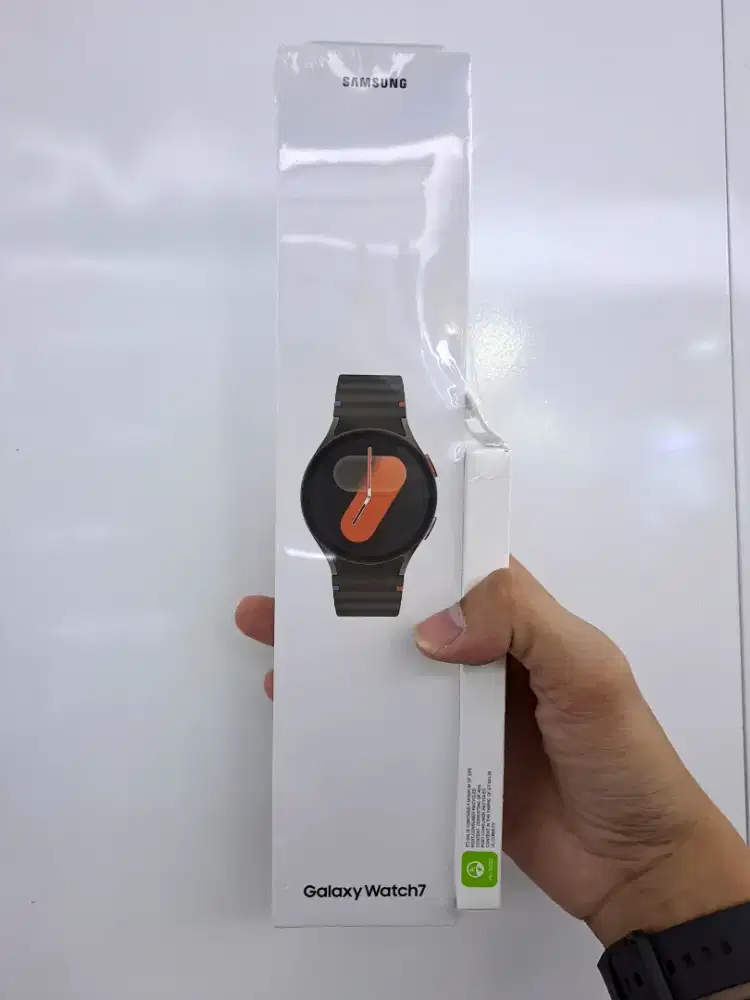 NEW Samsung Galaxy Watch 7 40mm ORIGINAL SEIN NOREPACK