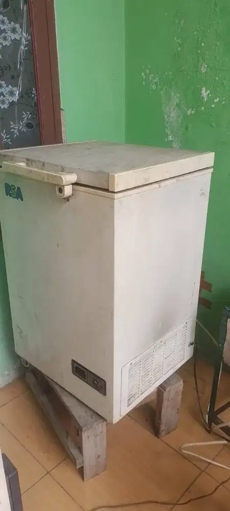 Freezer RSA 100 Liter bekas