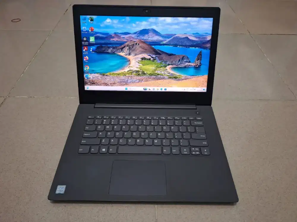 Bismillah dijual laptop Lenovo core i3 gen 6