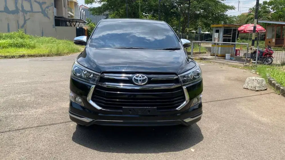 Toyota Innova Venturer 2022