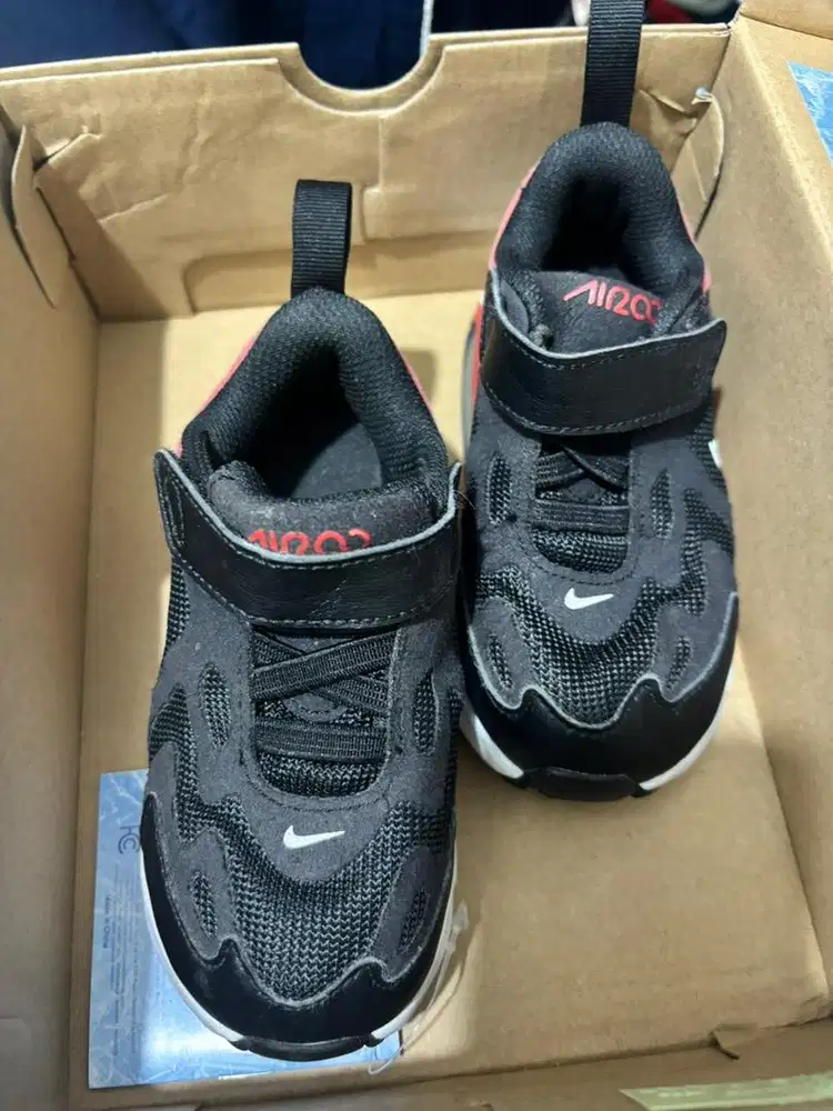Sepatu nike anak laki