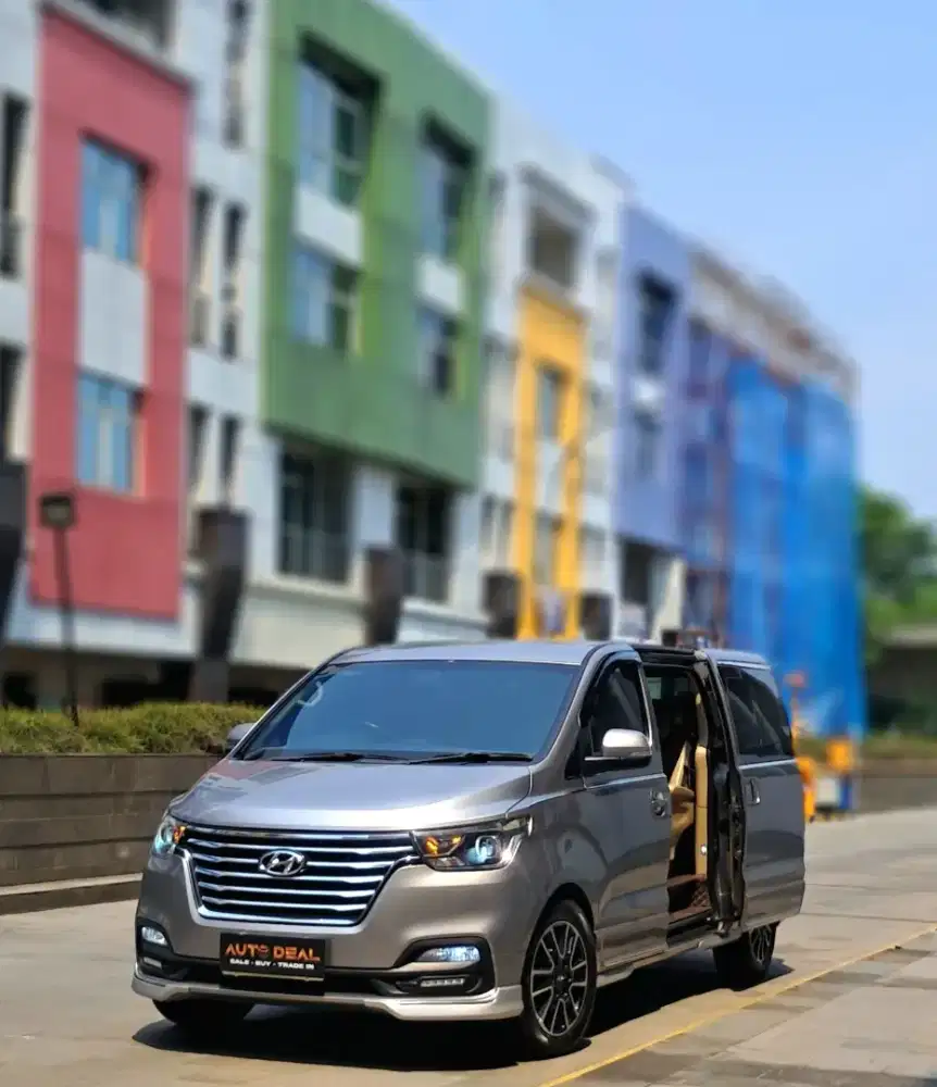SUPER MULUS!! Hyundai H1 2.5 Royale Diesel AT 2019 H-1 Royale