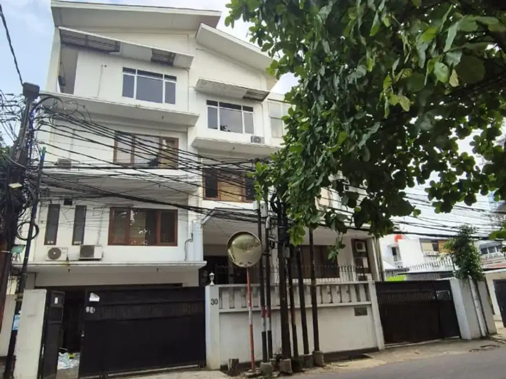 Dijual Cepat Kantor Siap Pakasi Berlokasi Strategis Sekali di Cipete Jakarta Selatan
