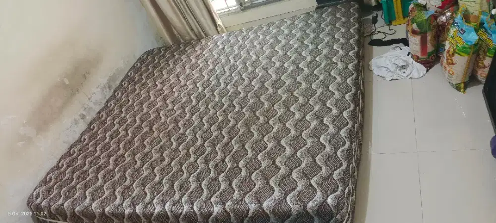Spring bed kasur