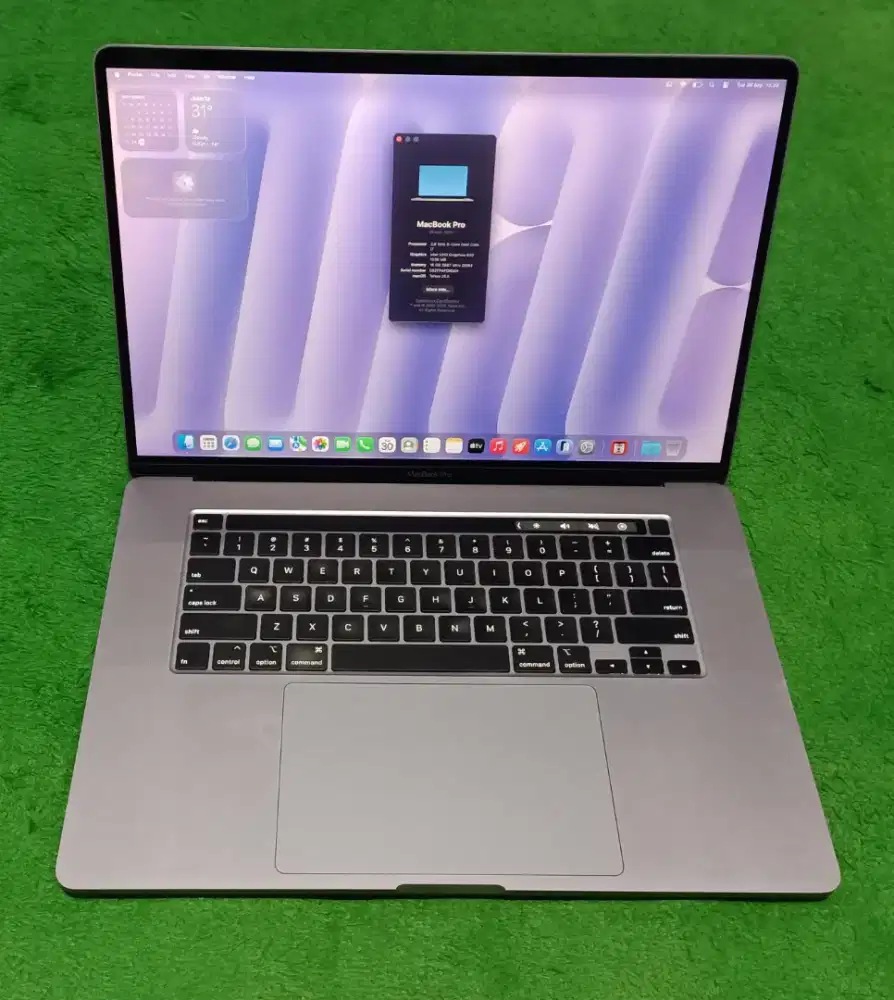 Macbook Pro 2019 16inch i7 16/512 Grey Touchbar Dual VGA Mulus Murah