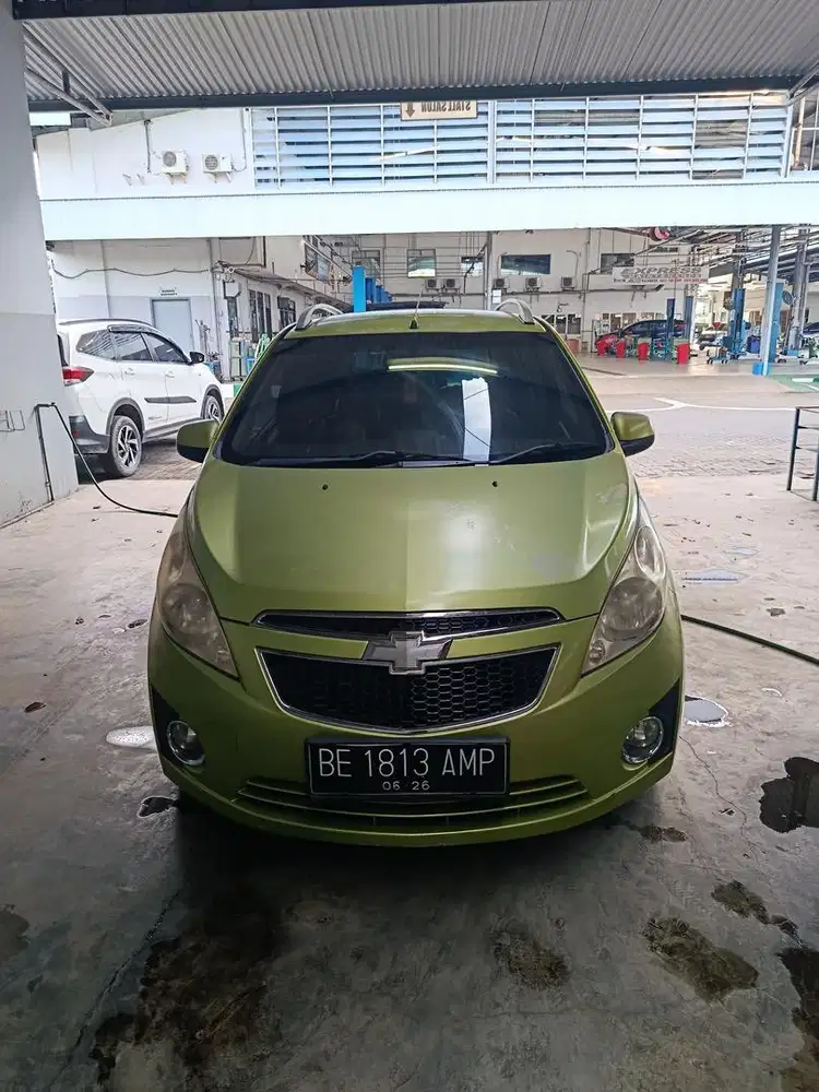 Chevrolet spark LT 2011