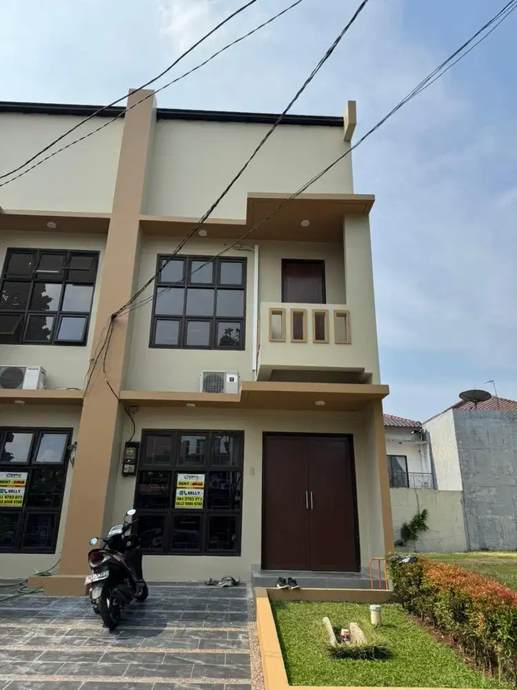 Disewakan Ruko Singosari Commercial (KT 5+1, KM 2+1)