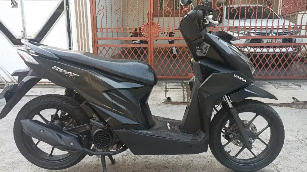 Honda beat deluxe tahun 2021 ( pajak baru 10-2026 ).