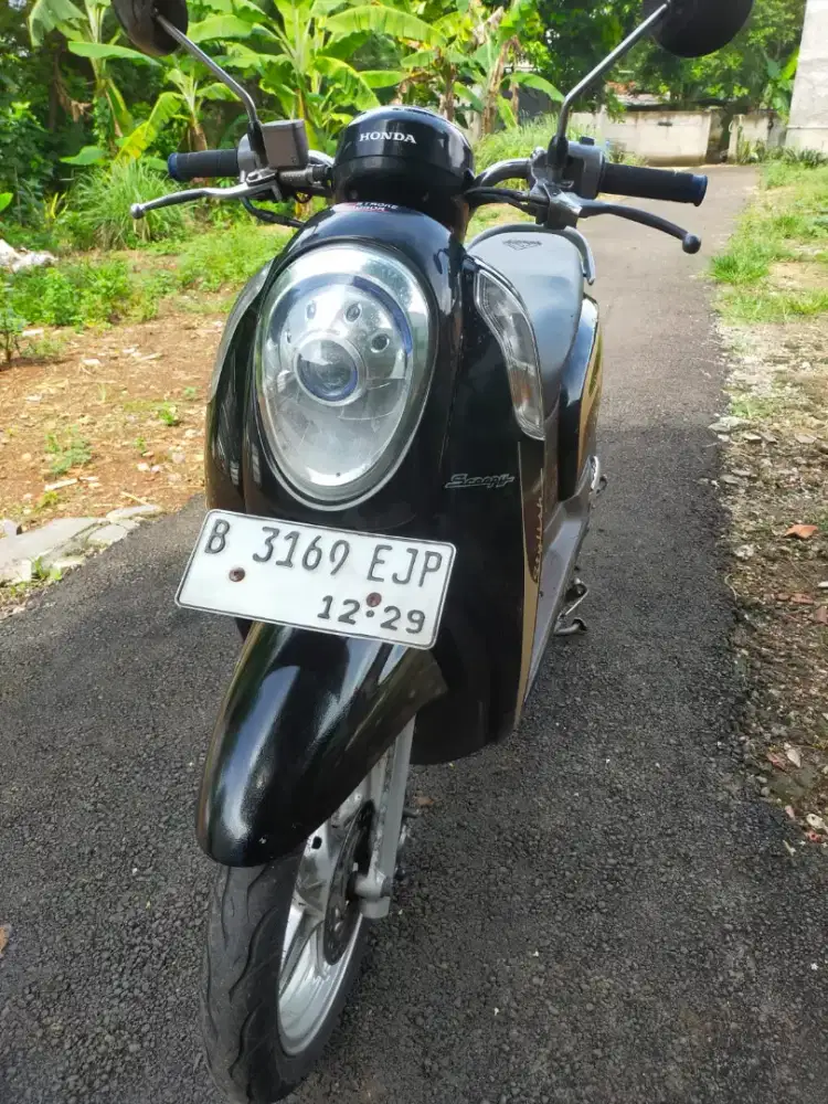 Honda scoopy 2016