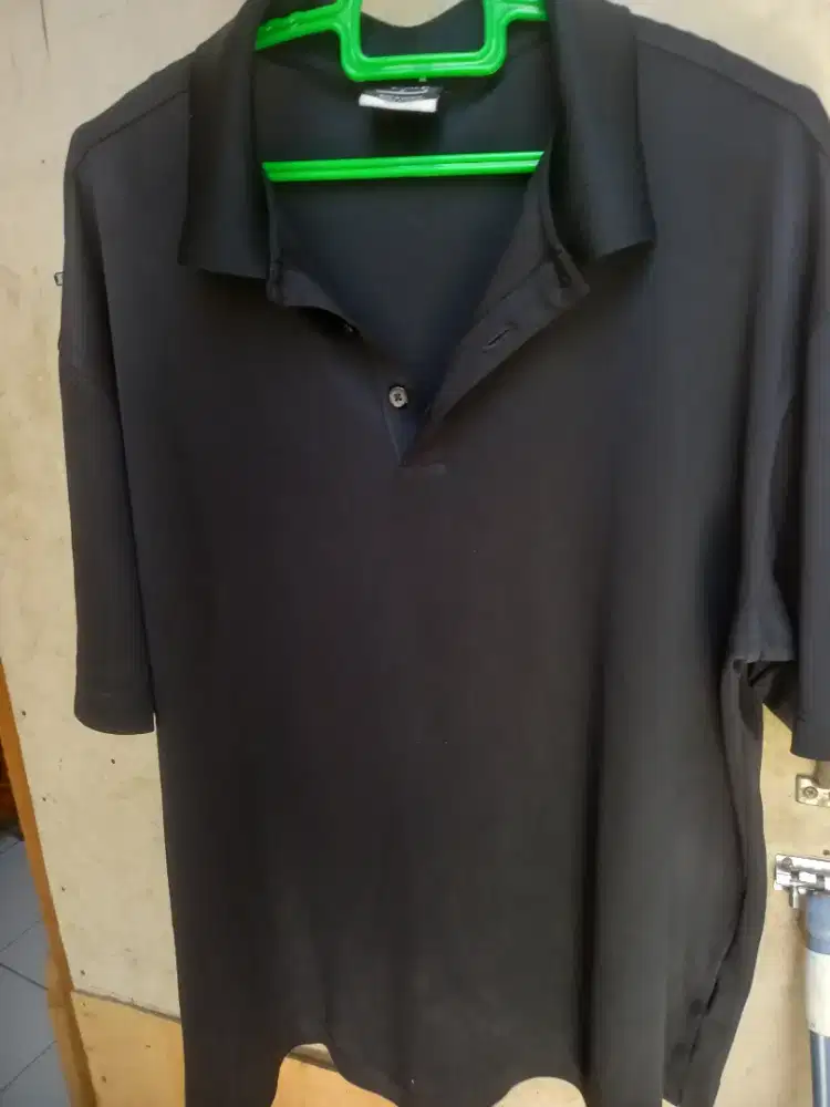 Nike Golf Tshirt Hitam Mulus size L
