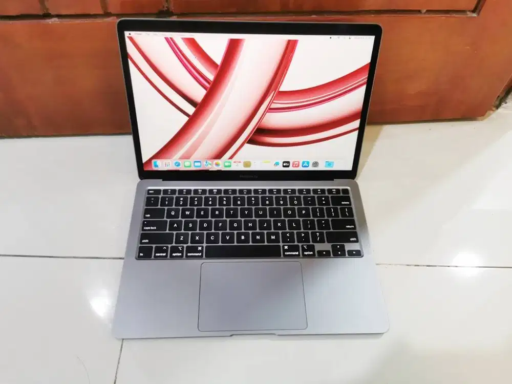 Macbook Air 2020 13inch Core i5 8GB 256GB