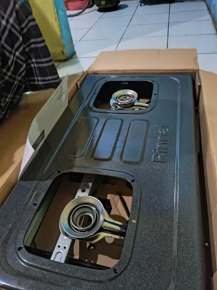 JUAL KOMPOR RINNAI 2 TUNGKU MASI BARU