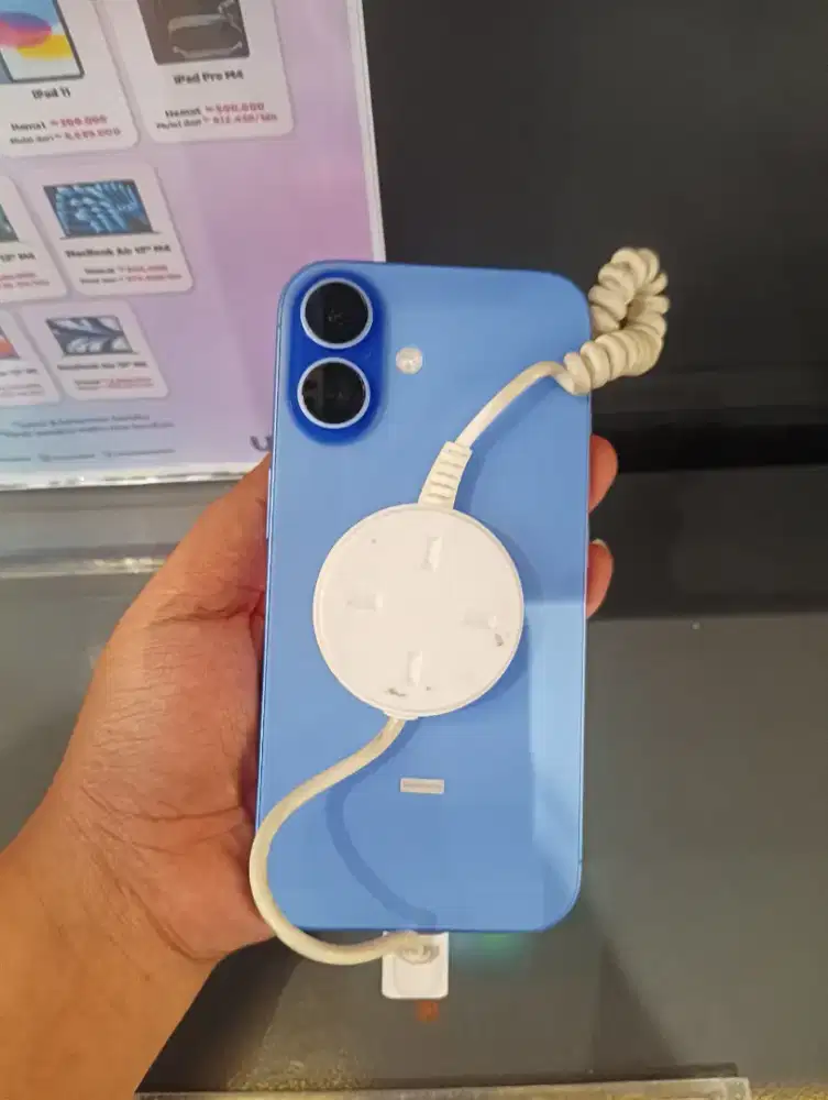 iPhone 16 Basic