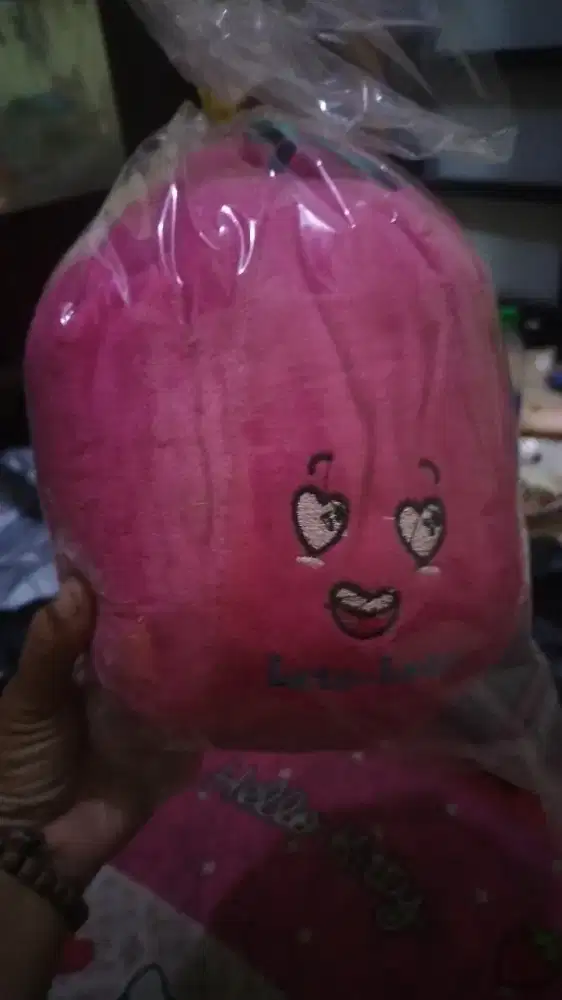 Boneka lucu karakter