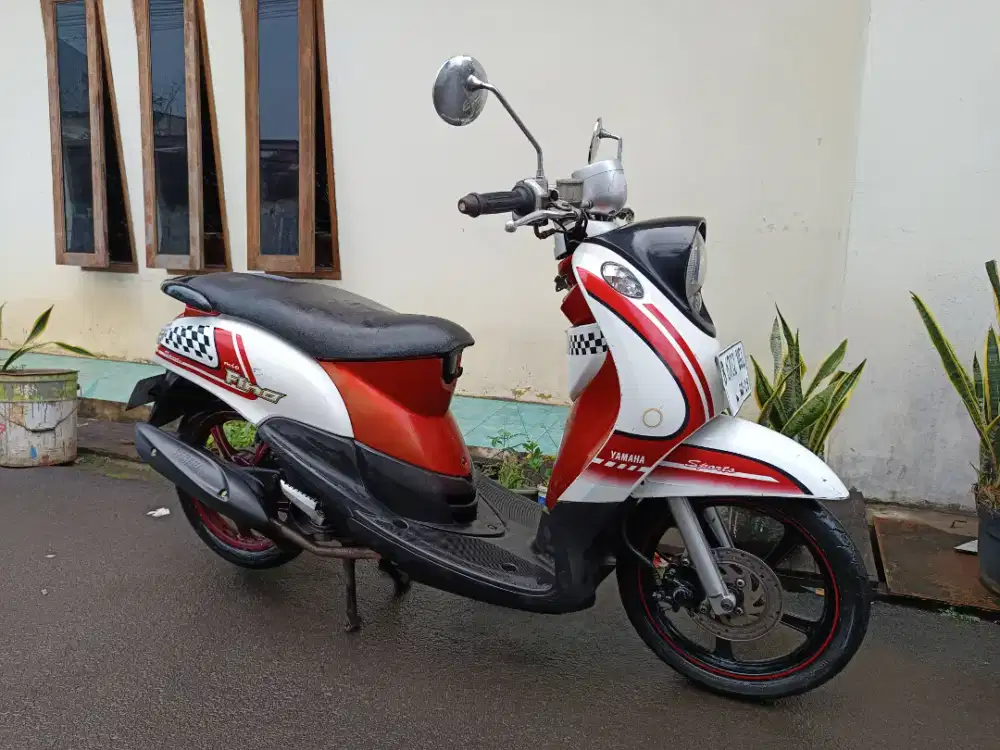 Yamaha fino 2013 lengkap bagus