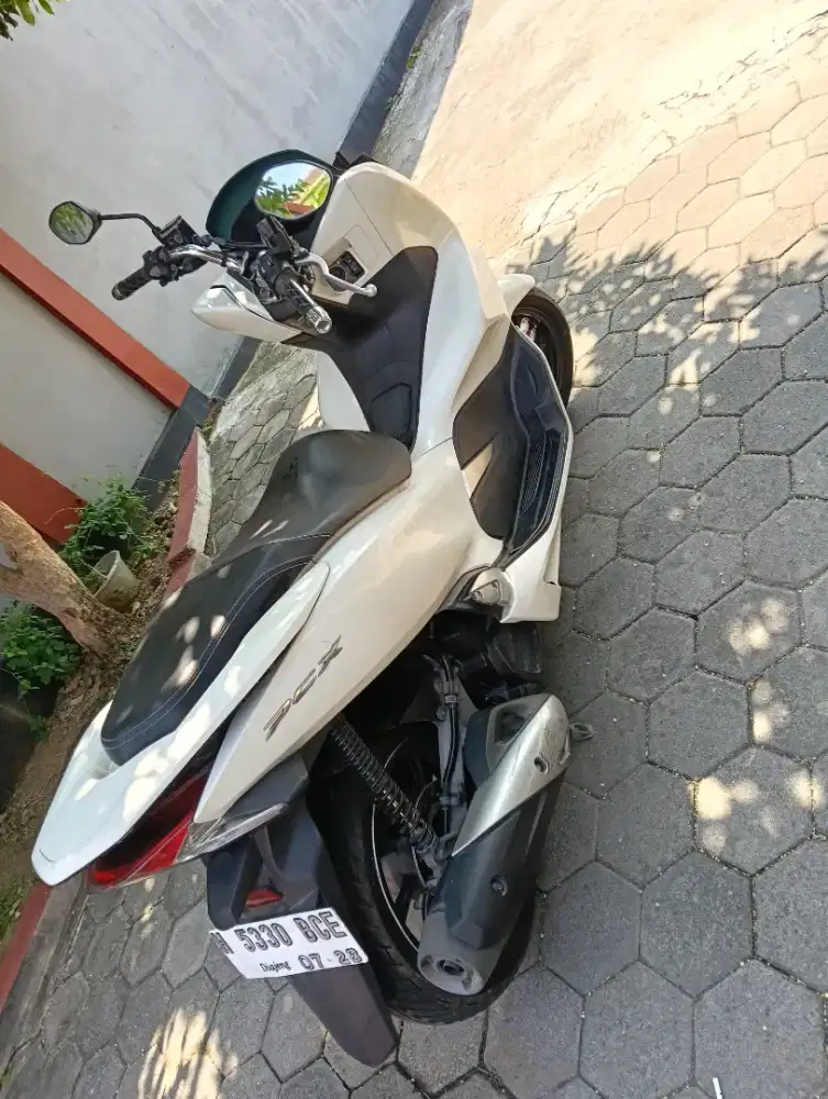 JUAL HONDA PCX TAHUN 2018
