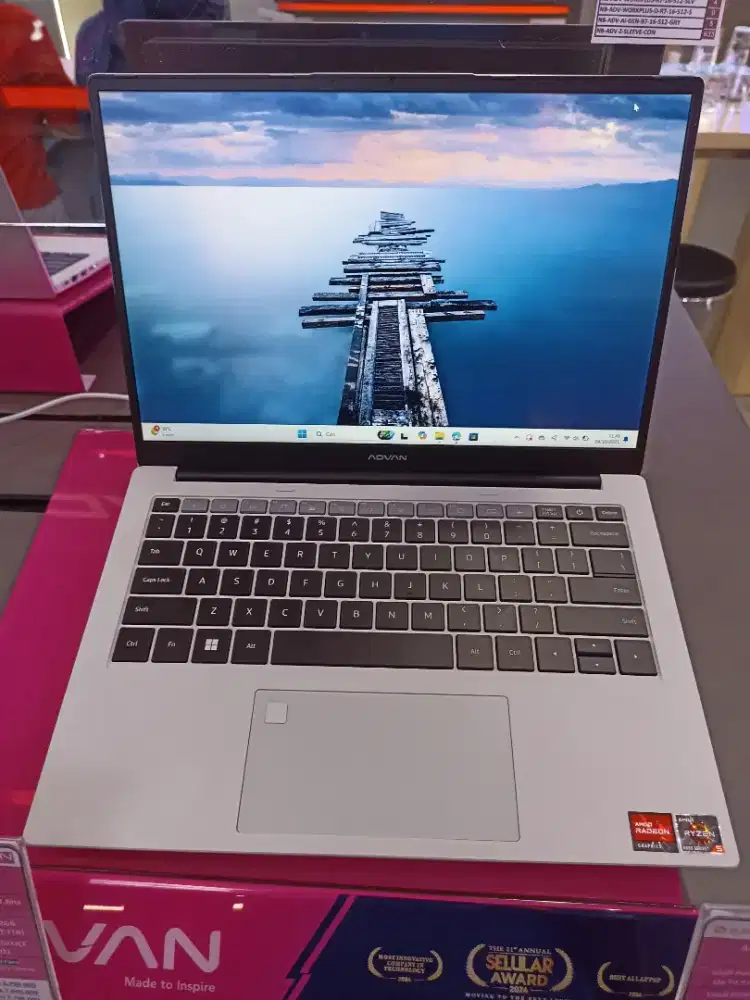 Laptop Advan Work Plus Heritage HS Series