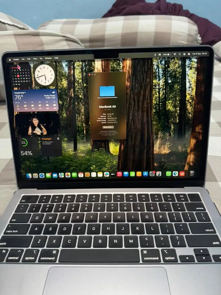 Di Jual Macbook Air 2022 M2