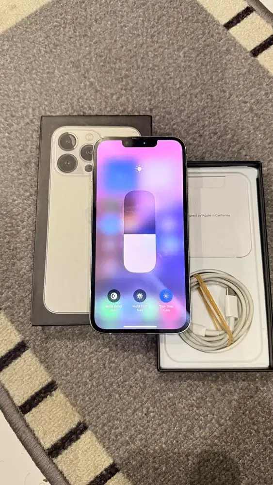 Dijual Iphone 13 Pro 256GB Silver Mulus Lengkap Terdaftar