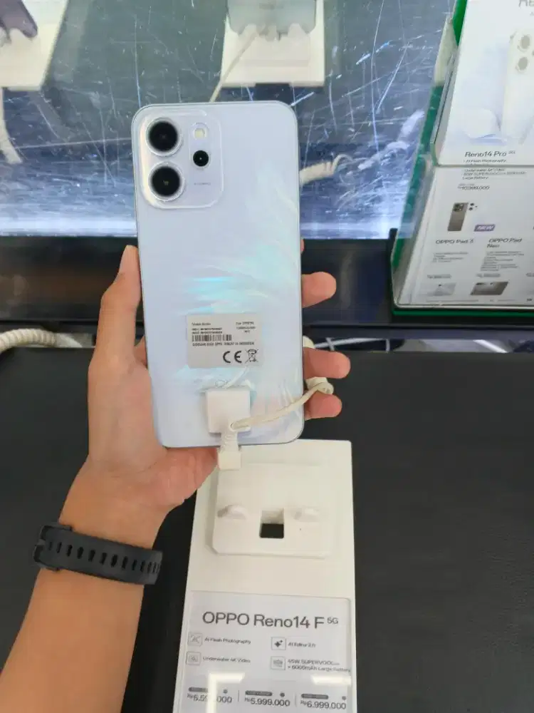 Juak Oppo Reno 14F