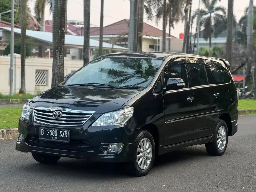 TERMURAH!!INNOVA 2.0 V AT 2011 SIAP PAKAI