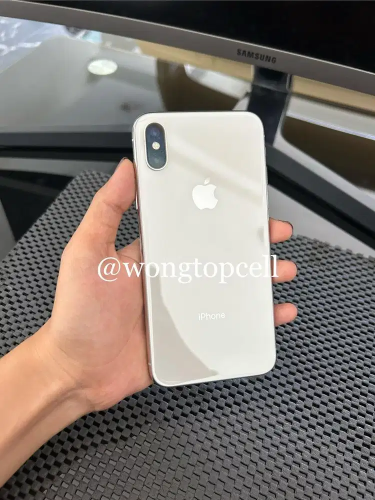 iPhone X 64GB WHITELIST