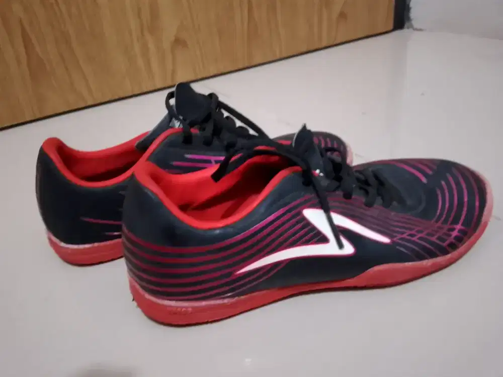 Sepatu Bola Anak No.33
