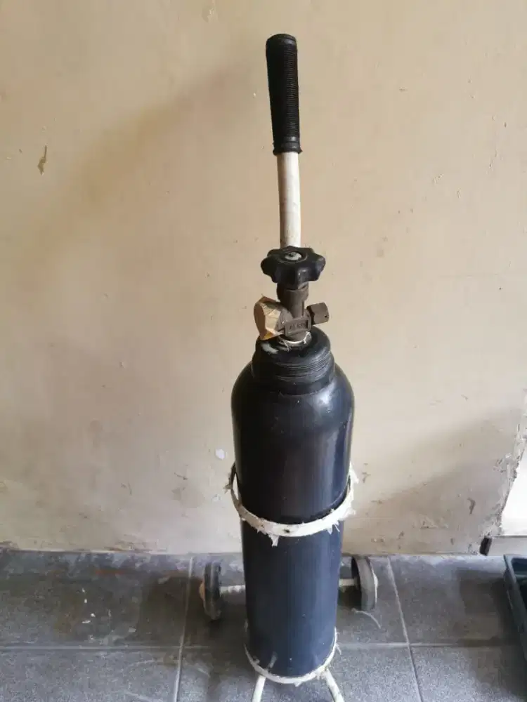 Tabung Oksigen Bekas