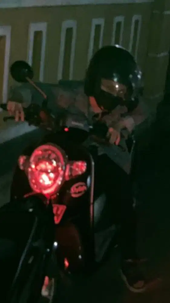 Motor Scoopy Black 2018
