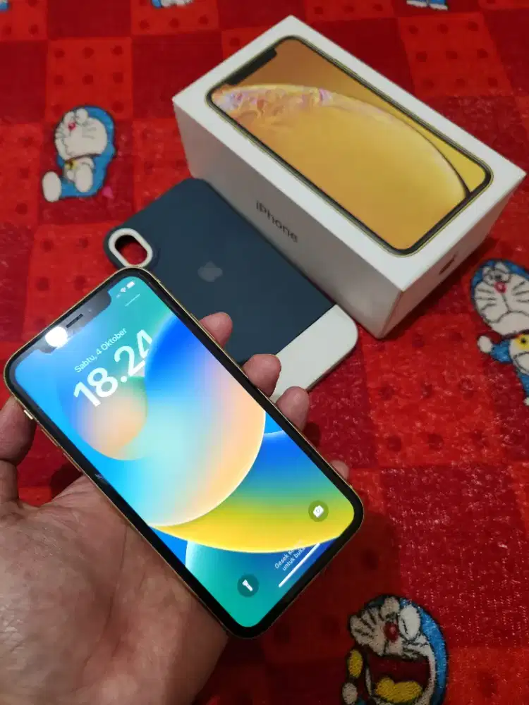 Iphone XR 128 bisa semua kartu fullset ya