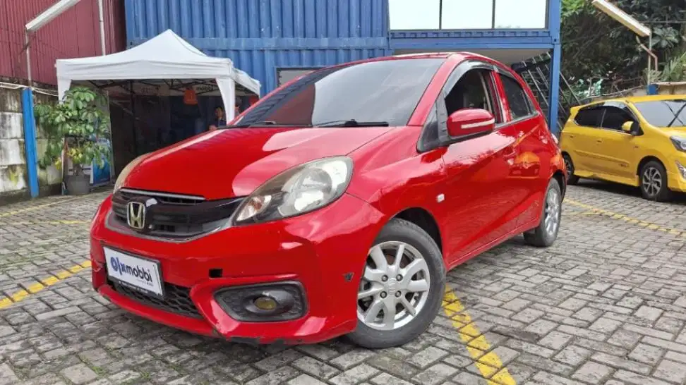 Promo Kredit Murah! Honda Brio Satya 1.2 E Bensin-MT 2017 4OI