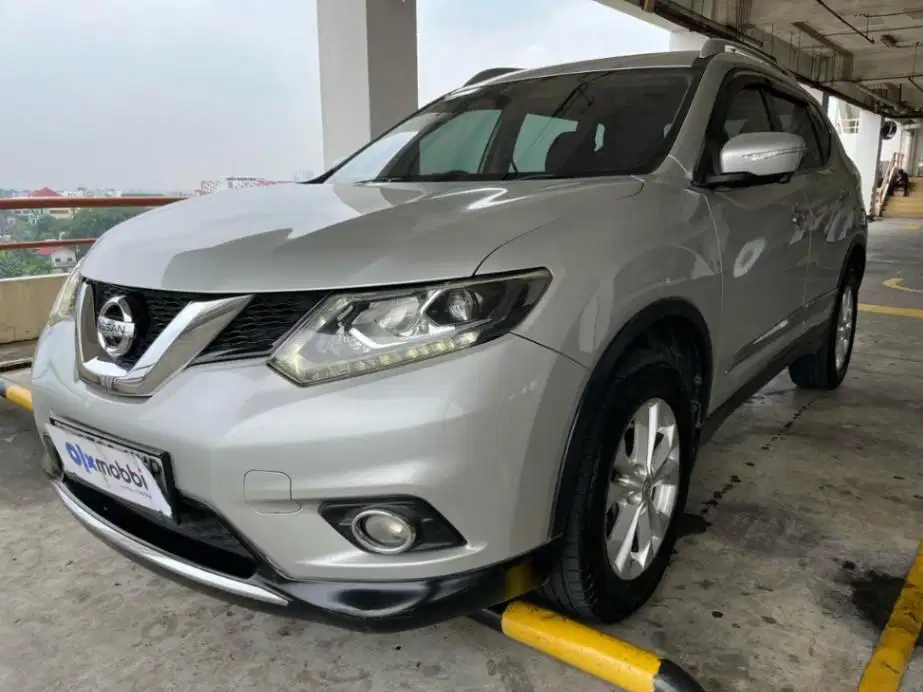 DP RENDAH Nissan XTrail 2.0 Bensin-AT 2016 KMPS