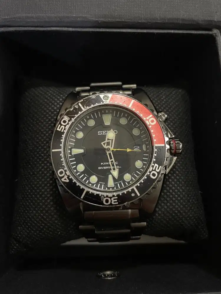 Jam tangan seiko kinetic diver