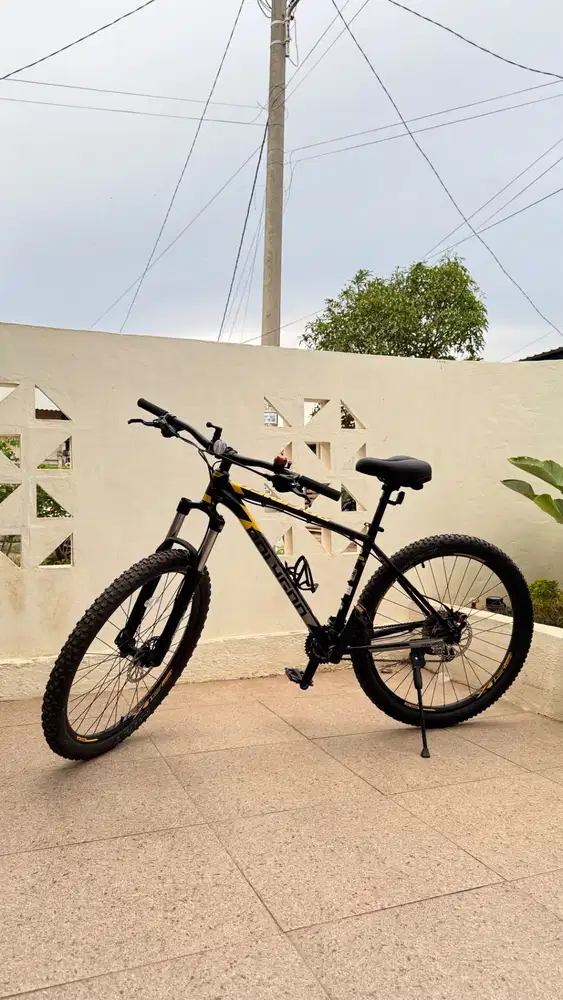 Sepeda MTB Polygon Premier 5