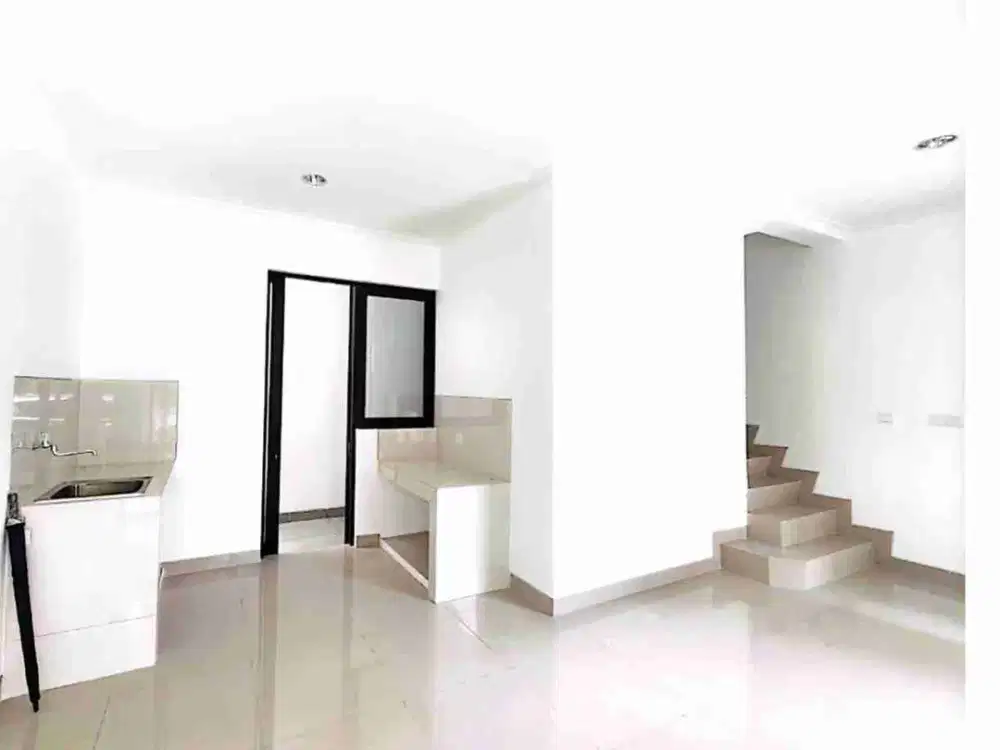 Disewakan murah Rumah PIK Milenial 6x10 2+1BR kosongan