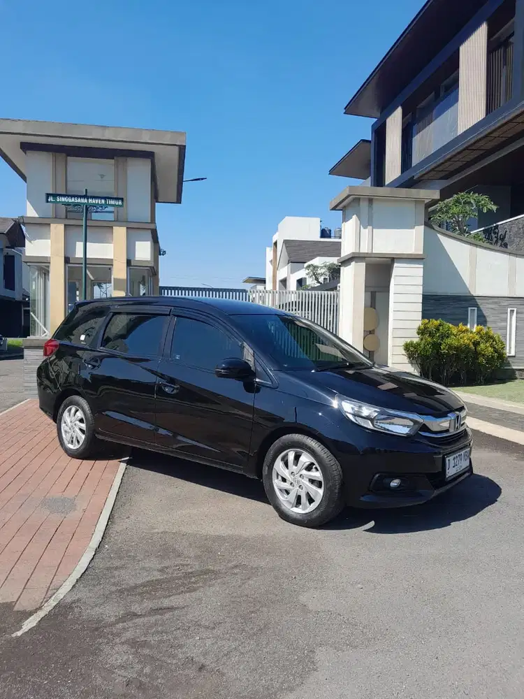 Mobilio 1.5 E At 2019 Hitam Kredit DP.10Jt