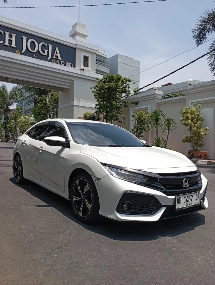 Civic hatchback 2019 pajak panjang