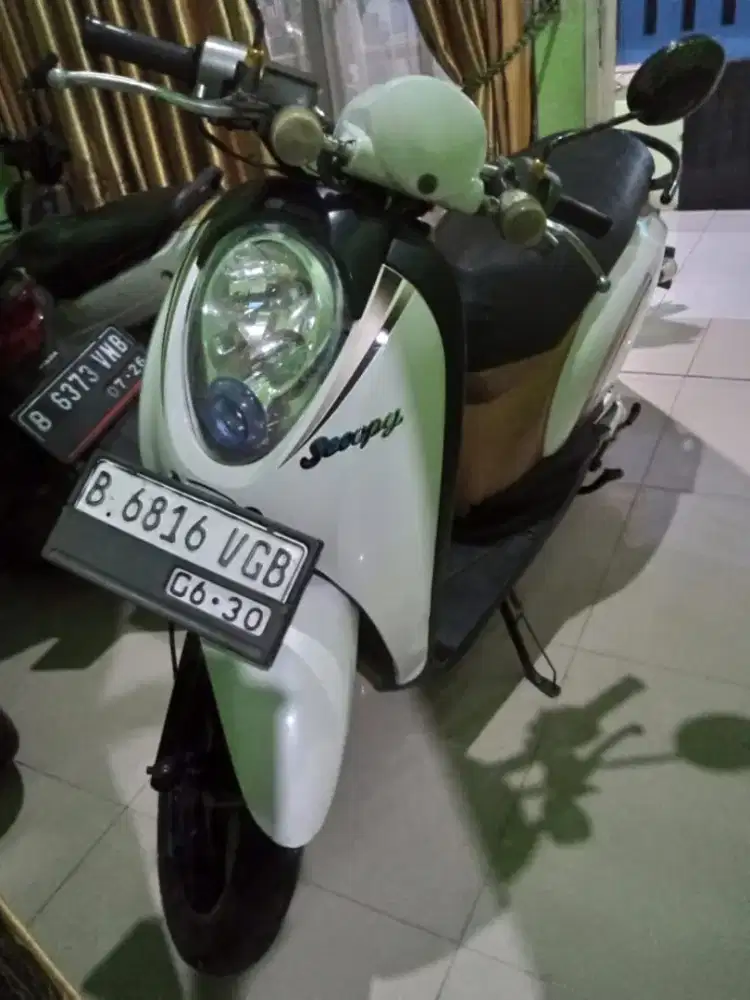 Dijual Motor Honda Scoopy TH 2011 lokasi cipondoh