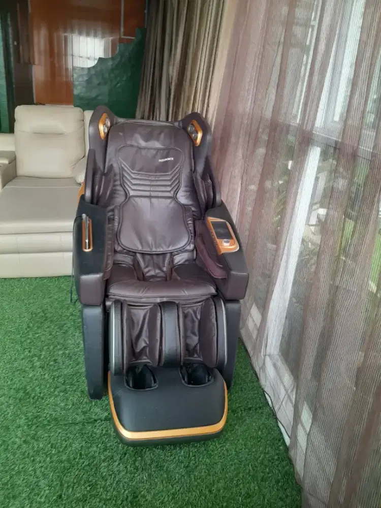 KURSI PIJAT ELEKTRIK