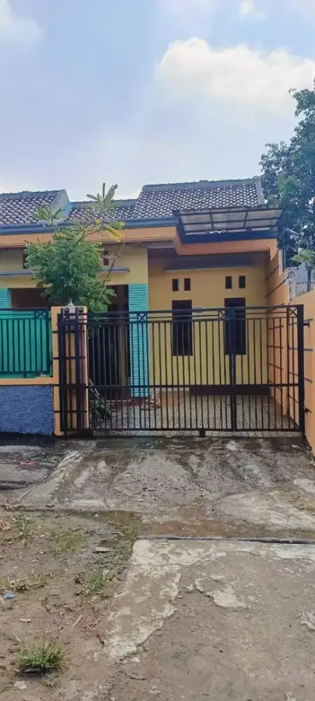 Rumah Jual Butuh dekat Diklat polri paku jaya Tangerang
